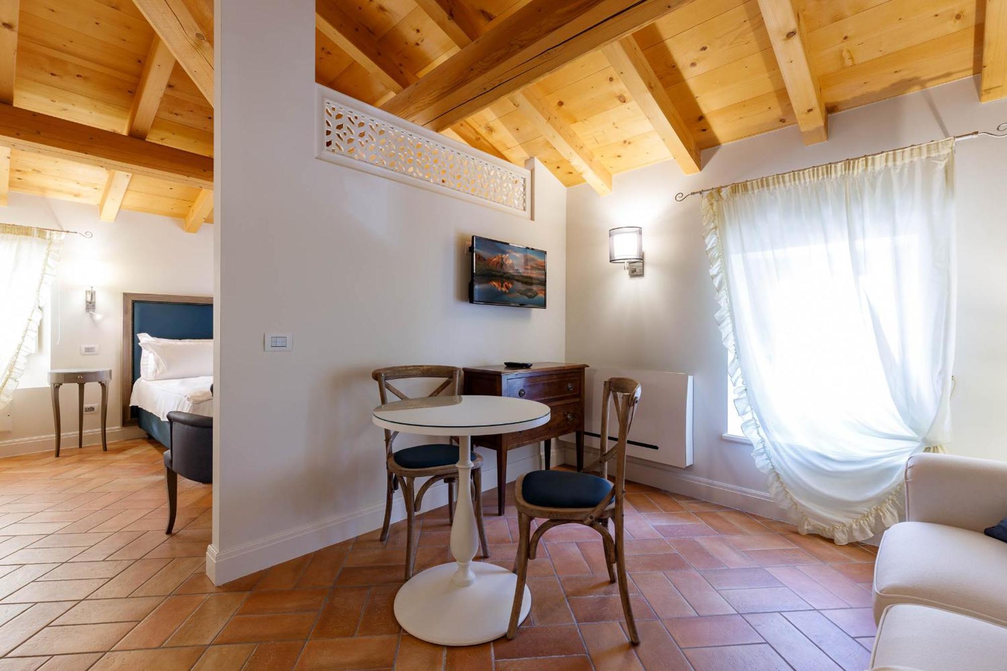 Villa Padovani Relais De Charme - Adults Only Pastrengo Luaran gambar